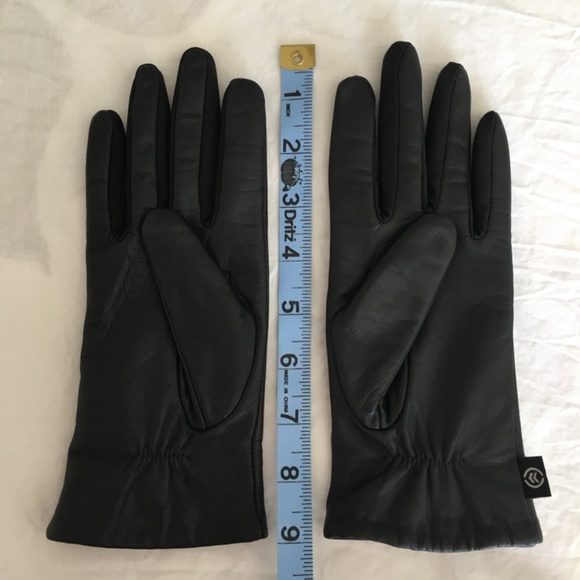 Isotoner black leather gloves - Picture 7 of 8